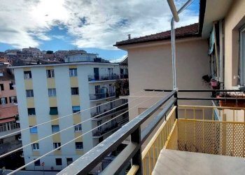 WhatsApp Image 2026-02-10 at 12.30.54 (1).jpeg - Trilocale Via Bruno Gazzano, Imperia - foto 7