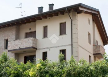 Bilocale via Arno, Cento - foto 1