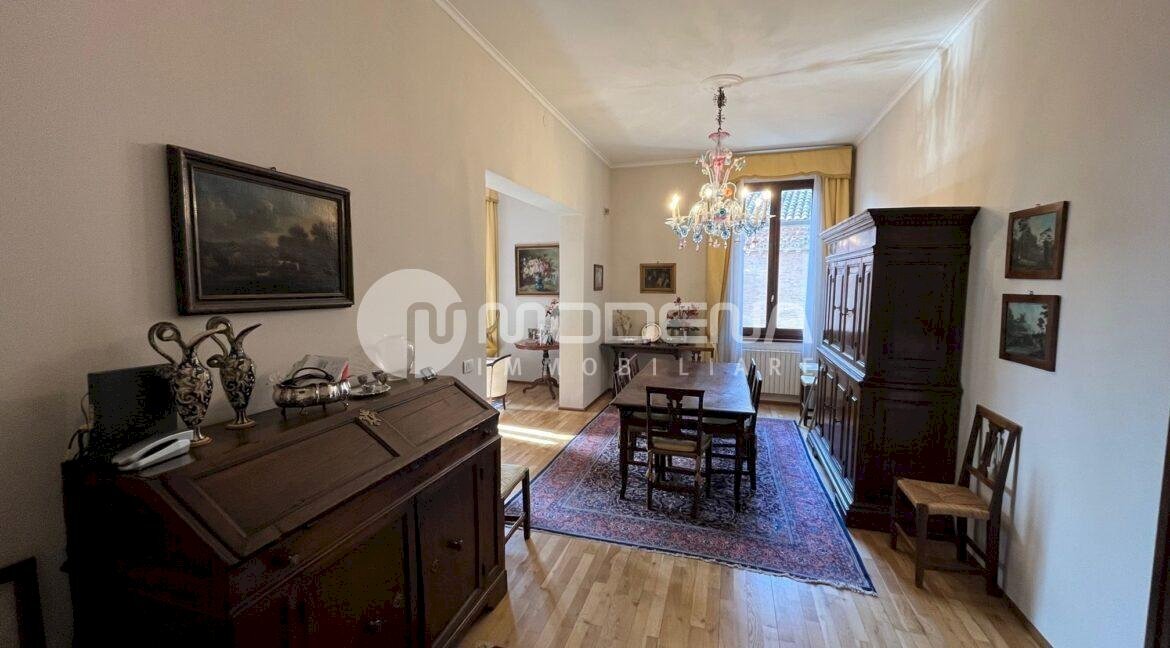 Four-room apartment Modena (neighborhood Circoscrizione 1) - photo 2