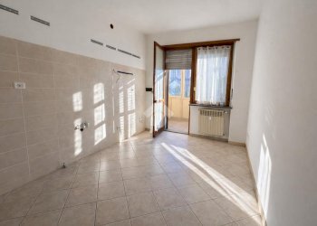 Two-room apartment Via Chiesali, Villar Focchiardo - photo 3
