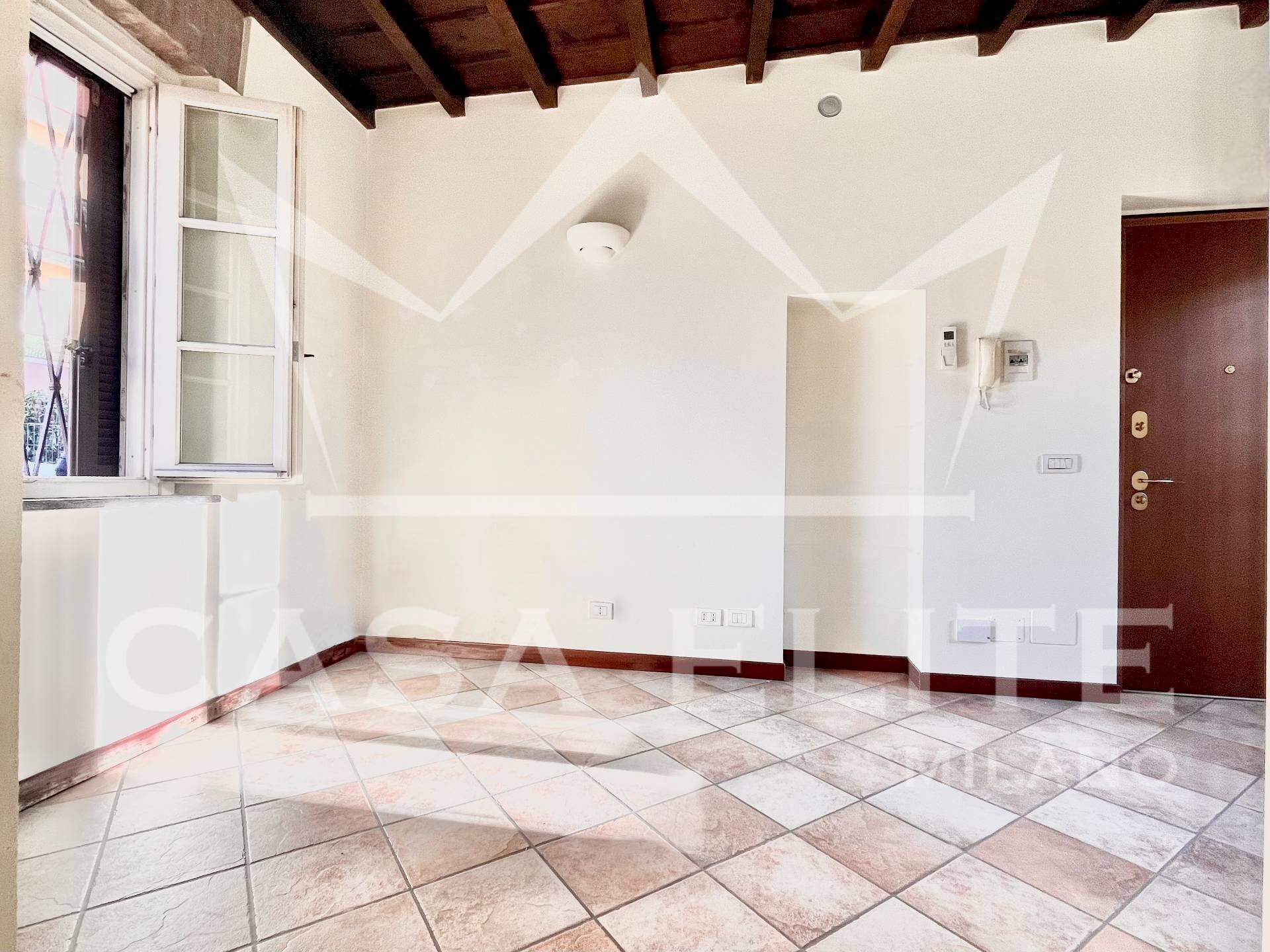 Commercial Premises Abbiategrasso - photo 1