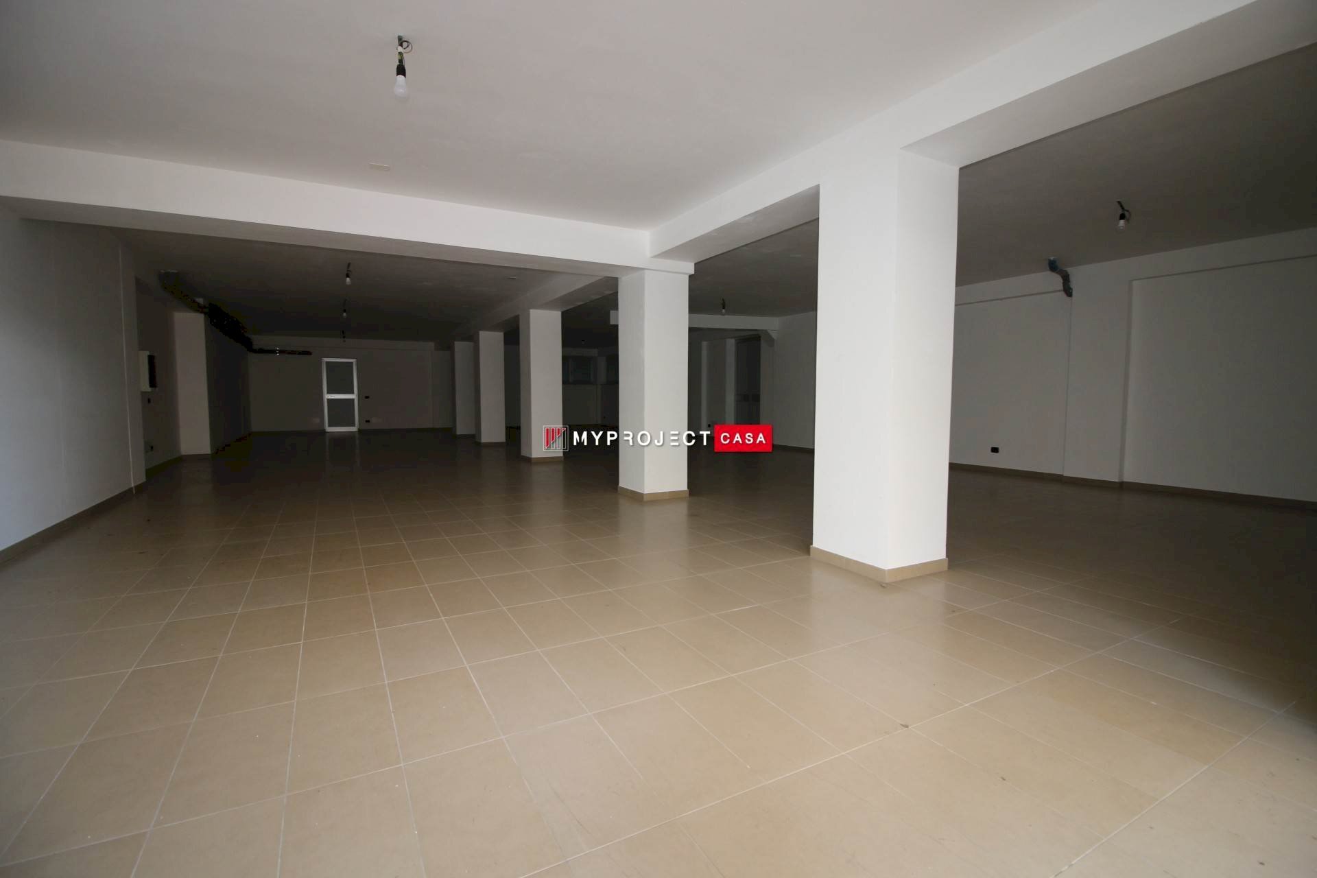 Magazzino Via Maria D'enghien, Martina Franca - foto 3