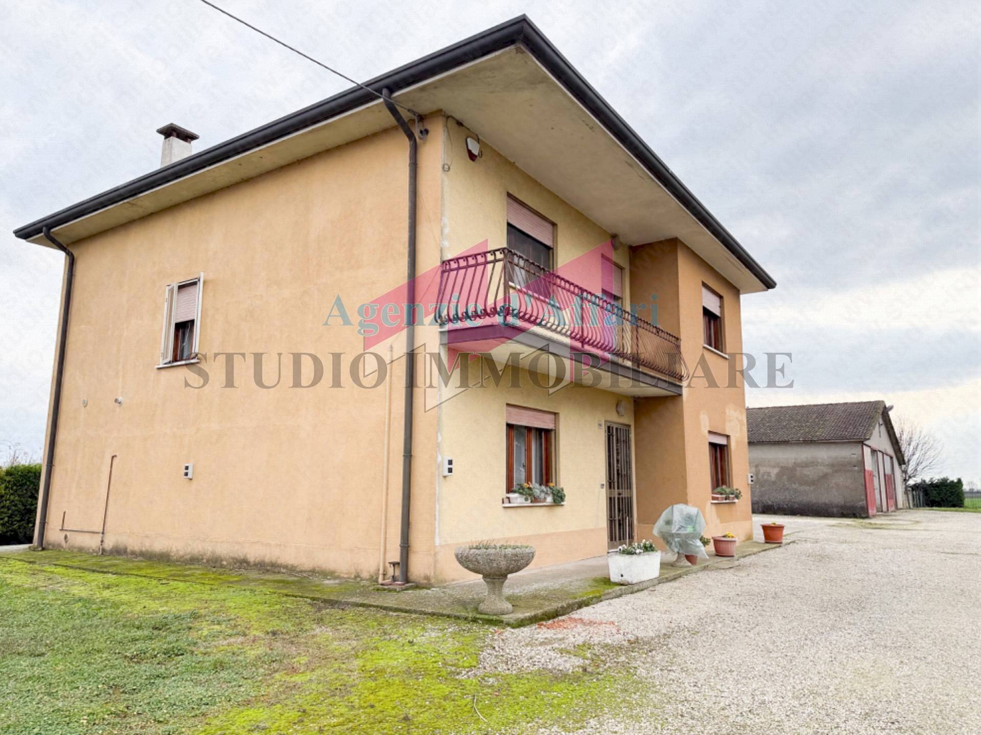 Foto 1 - Independent house via dosso
 
2, Giacciano con Baruchella - photo 1