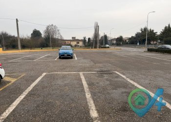 Foto 5 - Locale Commerciale strada statale goitese
 
495, Goito - foto 5