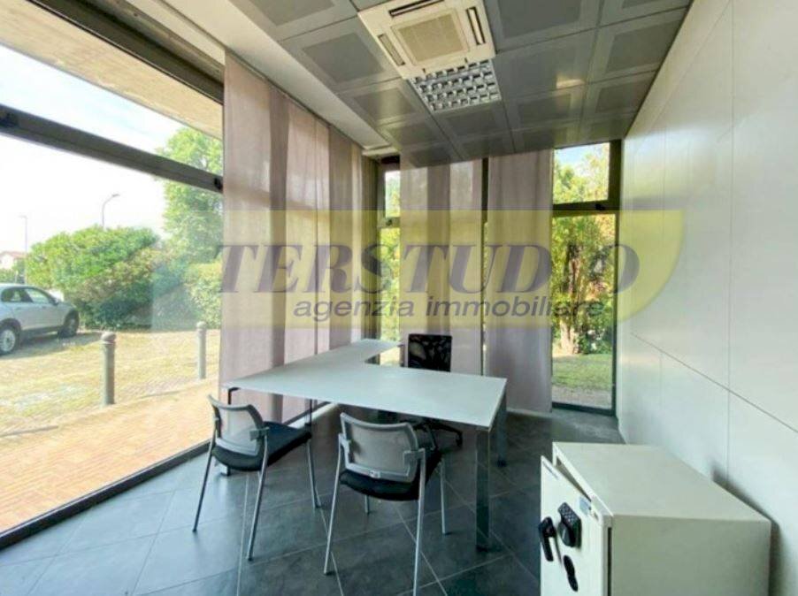 Foto 3 - Negozio Corso Eupora
 
snc, Calolziocorte - foto 3