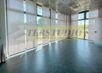 Foto 4 - Negozio Corso Eupora
 
snc, Calolziocorte - foto 4