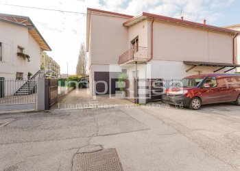 ESTERNO - Appartamento VIA VINCENZO MONTI, Spinea - foto 1