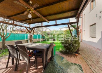 GIARDINO PRIVATO - Appartamento VIA VINCENZO MONTI, Spinea - foto 3