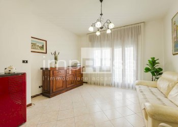 SOGGIORNO CON TERRAZZO - Appartamento VIA VINCENZO MONTI, Spinea - foto 10