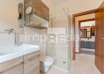 BAGNO/LAVANDERIA CON DOCCIA - Appartamento VIA VINCENZO MONTI, Spinea - foto 15