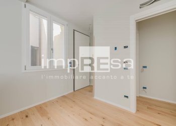 ingresso lavanderia - Appartamento CORSO DEL POPOLO, Treviso - foto 9