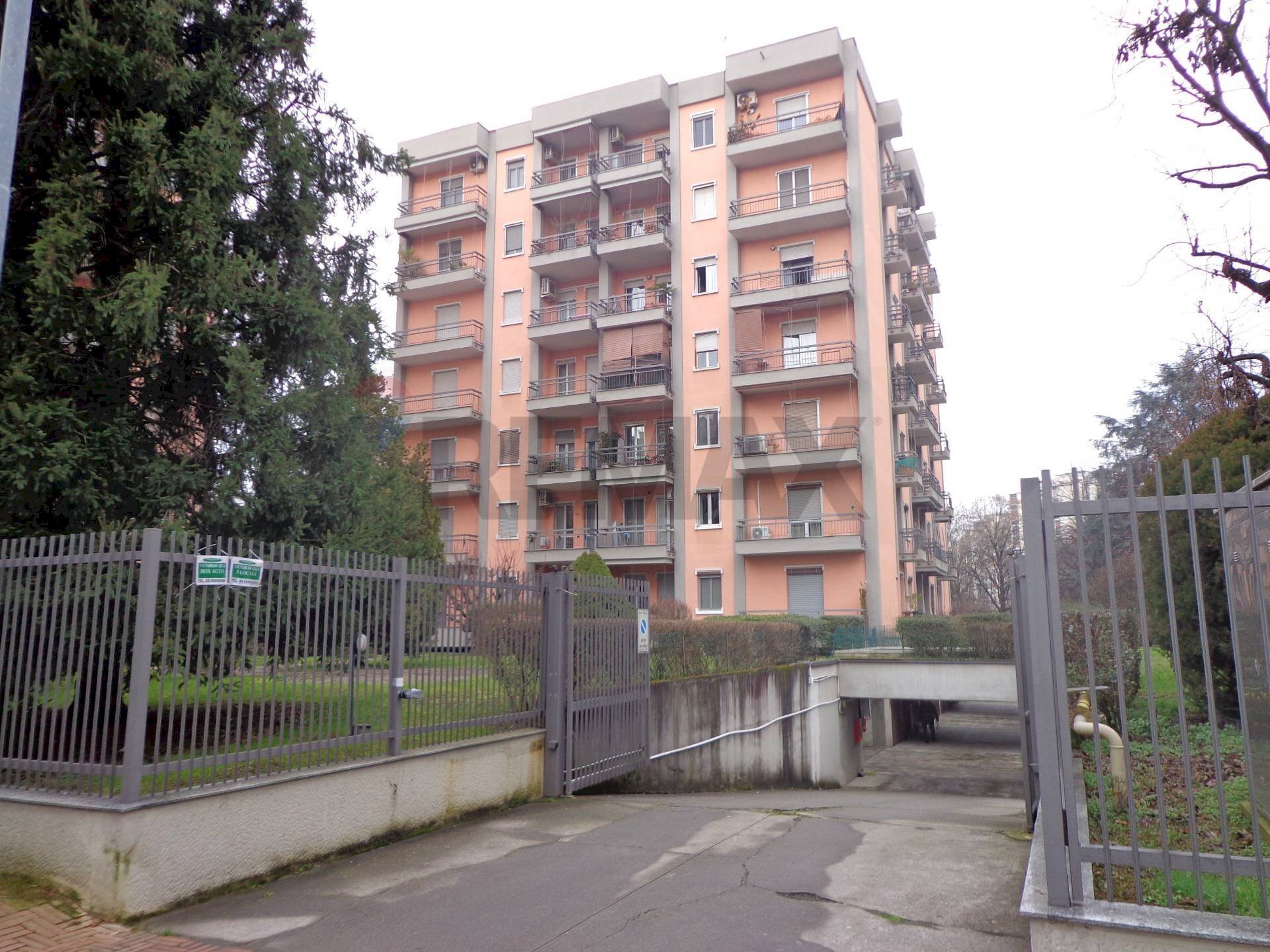 Edificio all\'aperto - Box via Milano
 
18, San Giuliano Milanese - foto 2