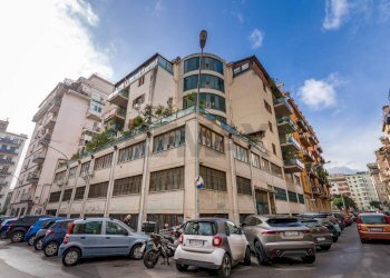 Edificio all\'aperto - Trilocale Via Degli Orti
 
4, Palermo - foto 12