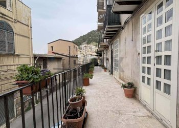 Foto 2 - Quadrilocale Corso dei Mille
 
73, Altofonte - foto 2