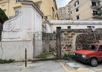 Ingresso su corso dei Mille - Quadrilocale Corso dei Mille
 
73, Altofonte - foto 10