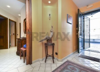 Hall / corridoio - Appartamento Via Livorno
 
147, Aci Castello - foto 6