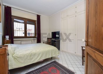 Camera / camera da letto - Appartamento Via Livorno
 
147, Aci Castello - foto 10