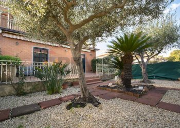 Casa all\'aperto - Appartamento Via Livorno
 
147, Aci Castello - foto 29