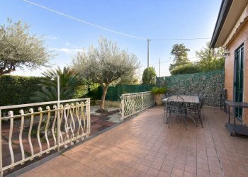 Terrazza - Appartamento Via Livorno
 
147, Aci Castello - foto 32