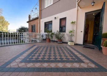 Terrazza - Appartamento Via Livorno
 
147, Aci Castello - foto 34