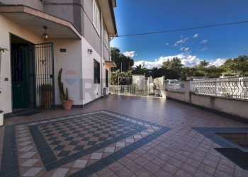 Terrazza - Appartamento Via Livorno
 
147, Aci Castello - foto 37