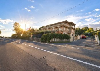 Edificio all\'aperto - Appartamento Via Livorno
 
147, Aci Castello - foto 38