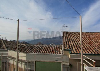 Edificio all\'aperto - Casa indipendente Corso Umberto I
 
359, Bronte - foto 8