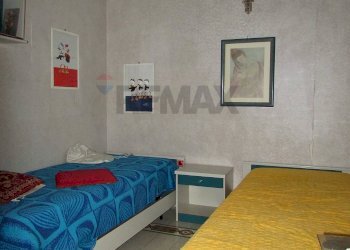 Camera / camera da letto - Casa indipendente Corso Umberto I
 
359, Bronte - foto 18