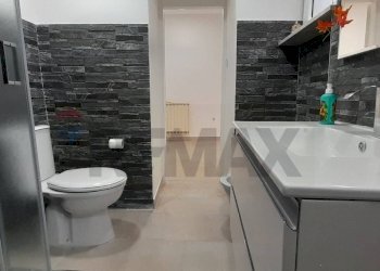 Bagno - Casa indipendente c.so Michelangelo Buonarroti 49 Leonardo da Vinci 30, Trecastagni - foto 16