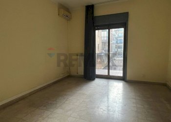 Stanza vuota - Appartamento Corso Martiri Della Libertà
 
38, Catania - foto 7