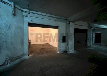 Parcheggio - Appartamento Corso Martiri Della Libertà
 
38, Catania - foto 15