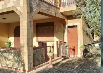 Casa all\'aperto - Villa contrada saldano  rabulgino, Piazza Armerina - foto 1