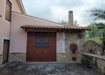 Casa all\'aperto - Villa contrada saldano  rabulgino, Piazza Armerina - foto 9