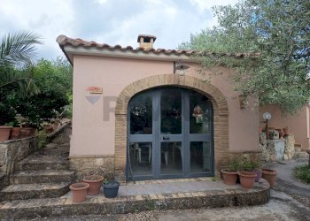 Casa all\'aperto - Villa contrada saldano  rabulgino, Piazza Armerina - foto 11