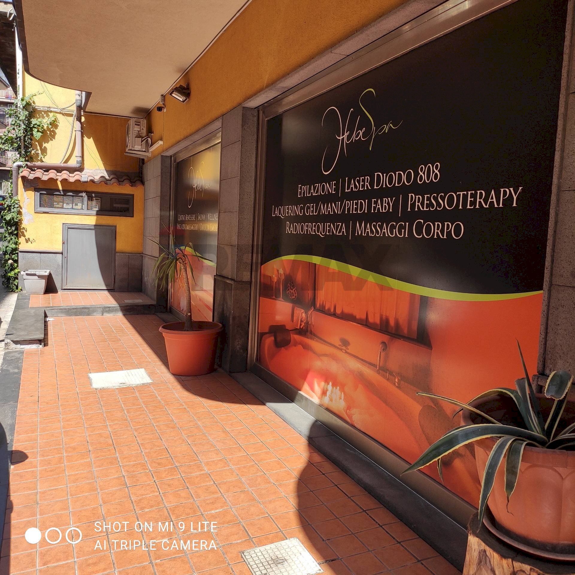 Terrazza - Commercial Activity Via Vincenzo Monti
 
17, Paterno - photo 1