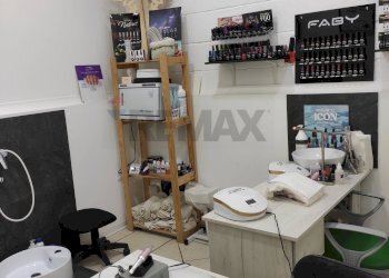 Ufficio - Commercial Activity Via Vincenzo Monti
 
17, Paterno - photo 9