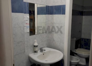 Bagno - Commercial Activity Via Vincenzo Monti
 
17, Paterno - photo 31