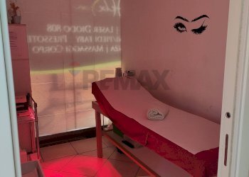 Camera / camera da letto - Commercial Activity Via Vincenzo Monti
 
17, Paterno - photo 49