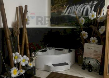 Bagno - Commercial Activity Via Vincenzo Monti
 
17, Paterno - photo 64