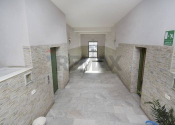 Ricezione / Lobby - Quadrilocale Viale Nitta
 
2, Catania - foto 2