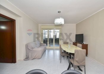 Sala da pranzo - Quadrilocale Viale Nitta
 
2, Catania - foto 4