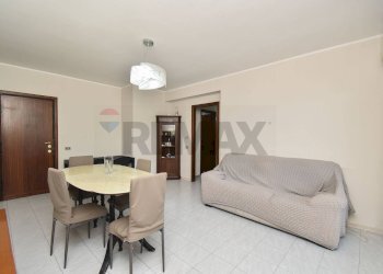 Sala da pranzo - Quadrilocale Viale Nitta
 
2, Catania - foto 7