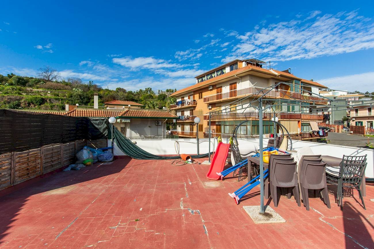 Terrazza - Quadrilocale Via San Giacomo
 
38, Aci Catena - foto 1