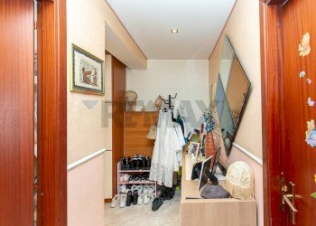 Hall / corridoio - Quadrilocale Viale Librino
 
6, Catania - foto 16