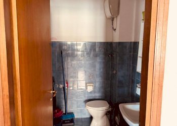 Bagno - Ufficio Via Marchese Di Casalotto
 
8, Catania - foto 14