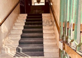 Scale - Ufficio Via Marchese Di Casalotto
 
8, Catania - foto 17