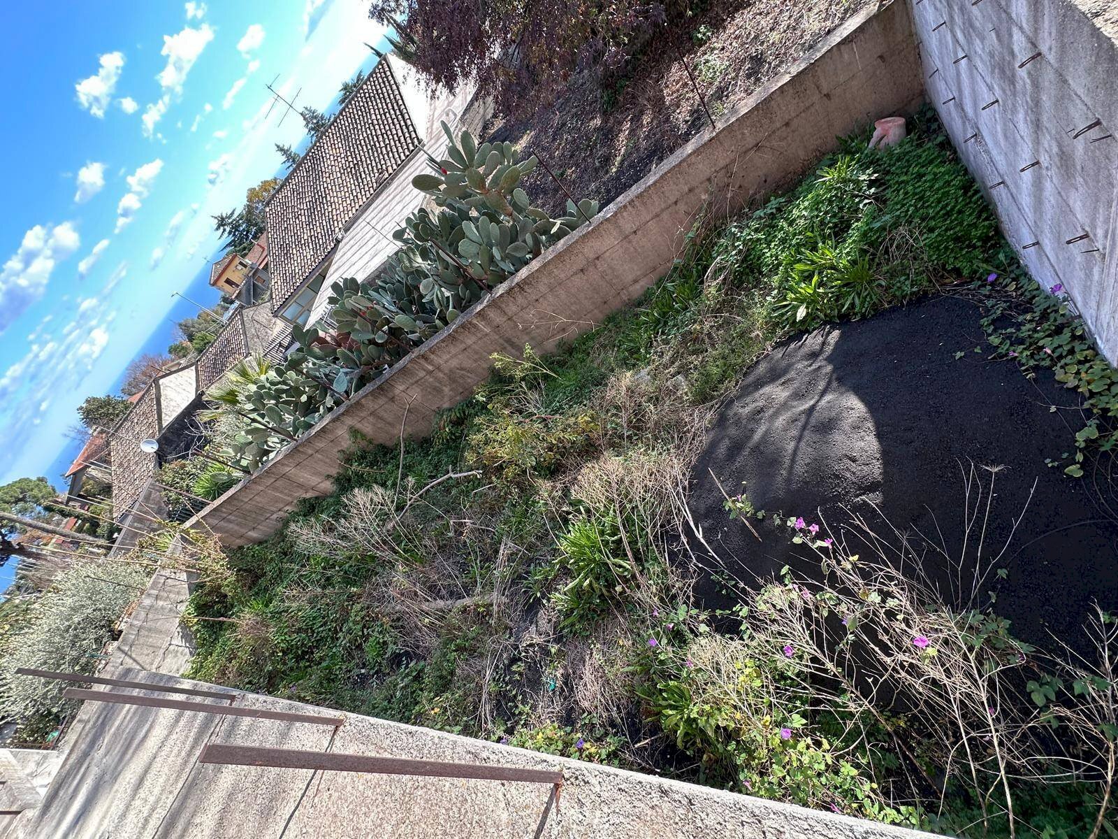 Edificio all\'aperto - Three-room apartment Via Quattordicesima Finita
 
20, Zafferana Etnea - photo 1