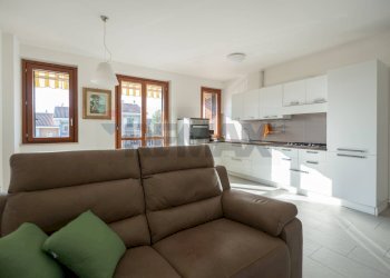 Soggiorno - Appartamento Via Arezzo
 
20/B, Maiolati Spontini - foto 4