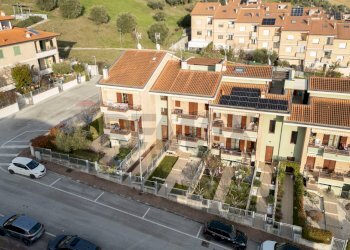 Edificio all\'aperto - Appartamento Via Arezzo
 
20/B, Maiolati Spontini - foto 36