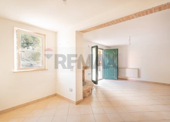 Stanza vuota - Appartamento Via Mameli
 
3, Castelbellino - foto 15